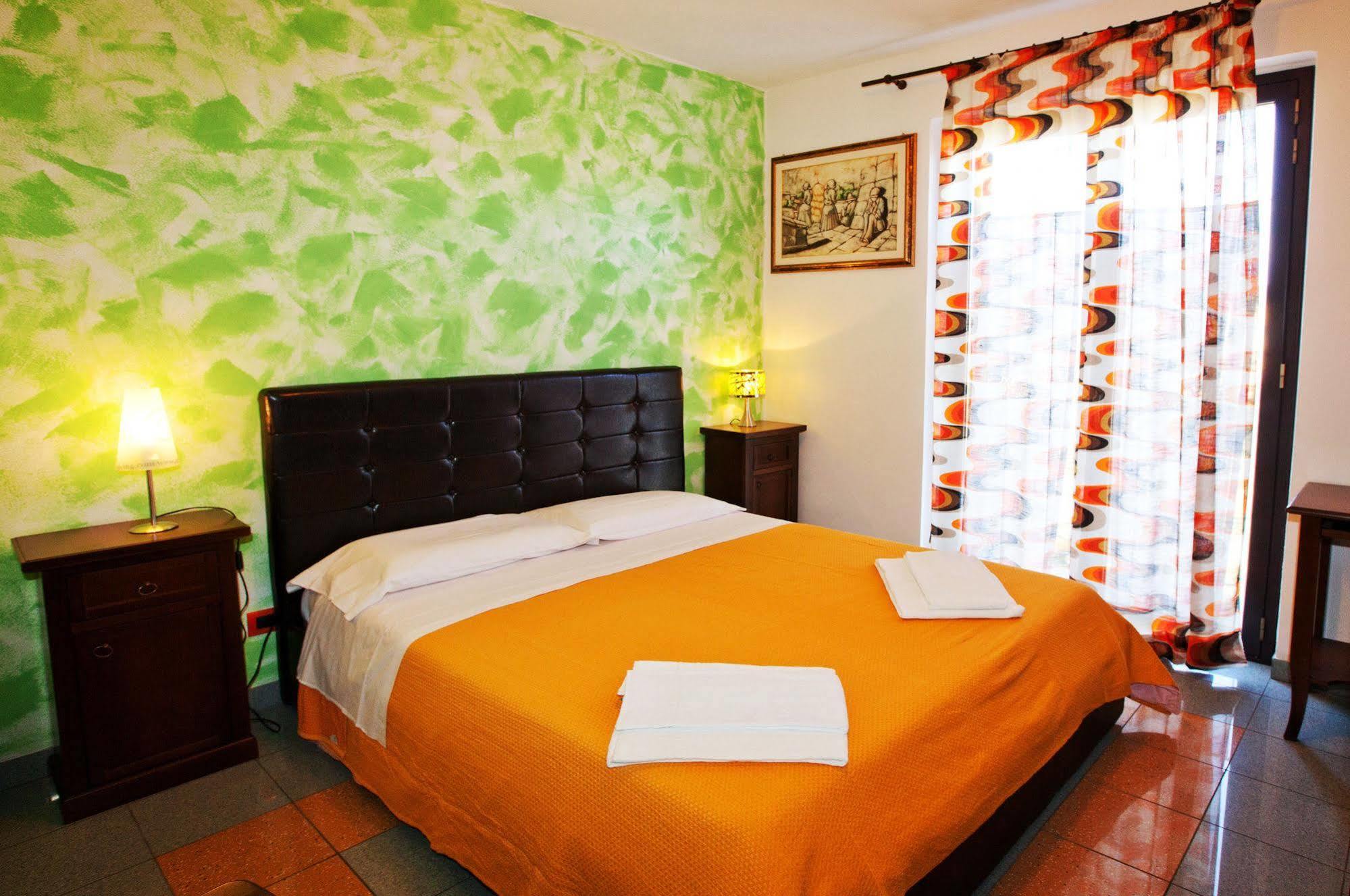La Casa Rossa Country House Piazza Armerina Exterior photo