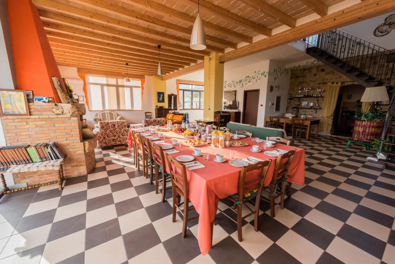 La Casa Rossa Country House Piazza Armerina Exterior photo